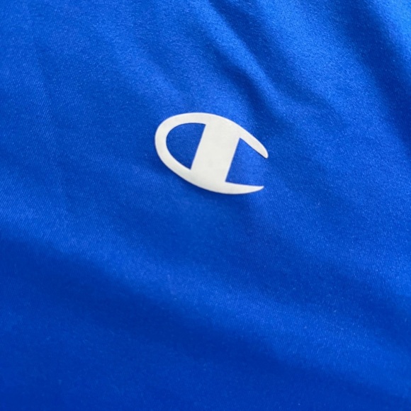 Champion T-Shirt - Picture 2 of 4